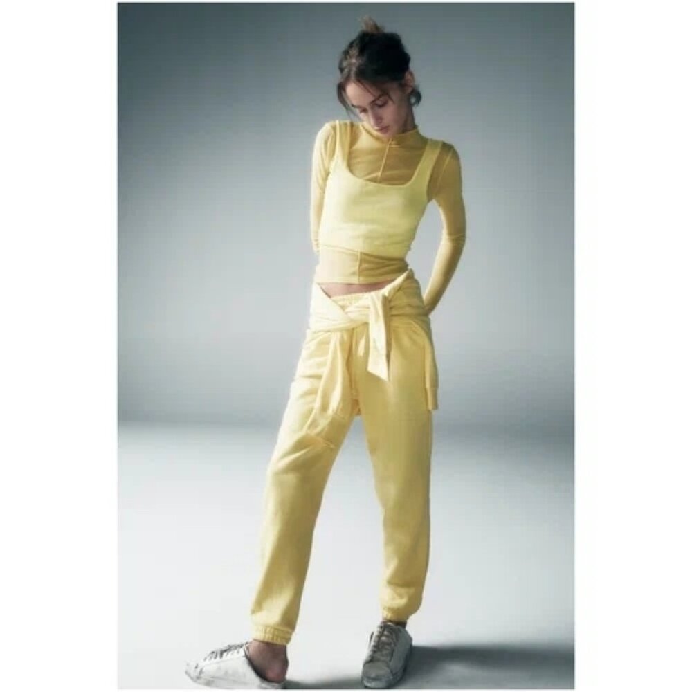 NWT Zara “light yellow” yellow trackpants, M